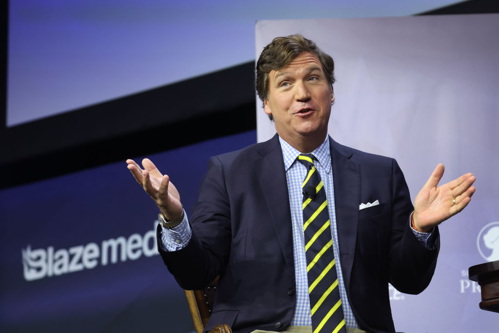 Inmersión en el trato: Tucker Carlson es fundador de una nueva startup de medios de comunicación